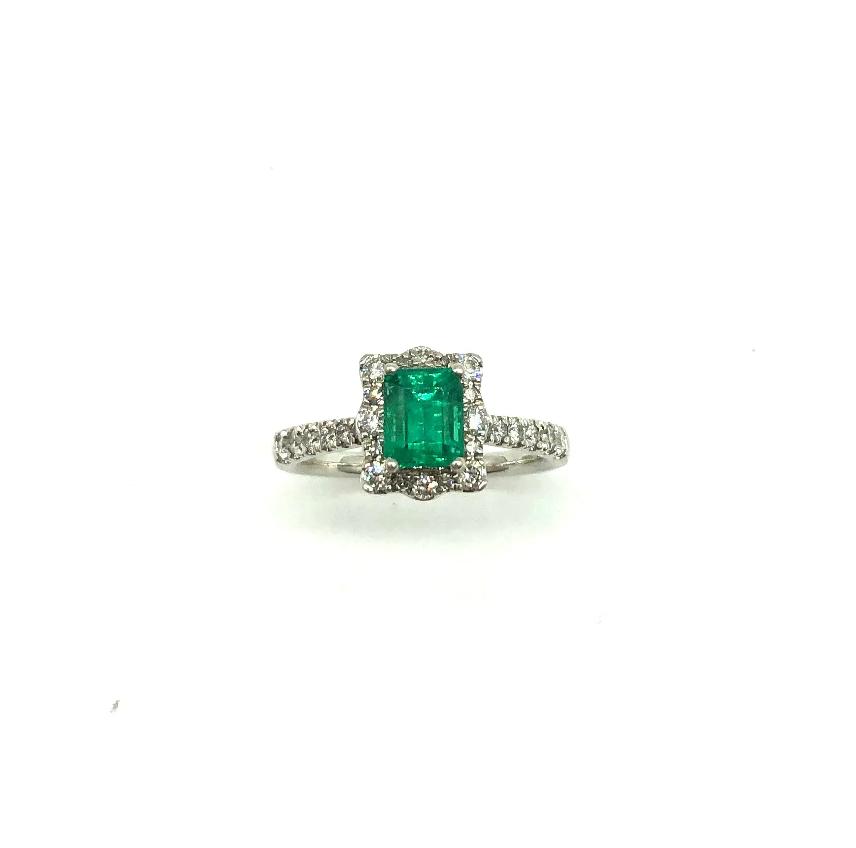 95 Ptw Emerald & Diamond Ring