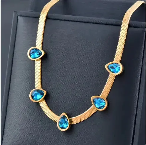 Azure necklace