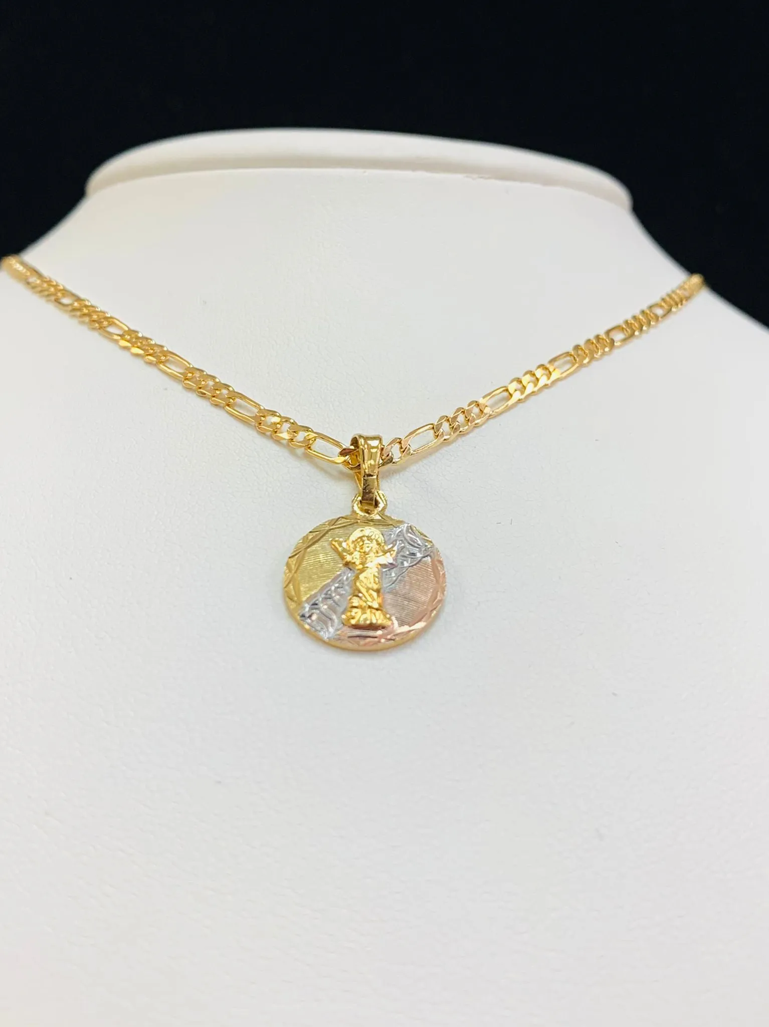 Divino Niño Pendant • Baby Jesus Necklace 20" • Gold Filled Pendant 17x14mm • Divino Nino Necklace • Dije del Divino Nino Con Cadena Figaro