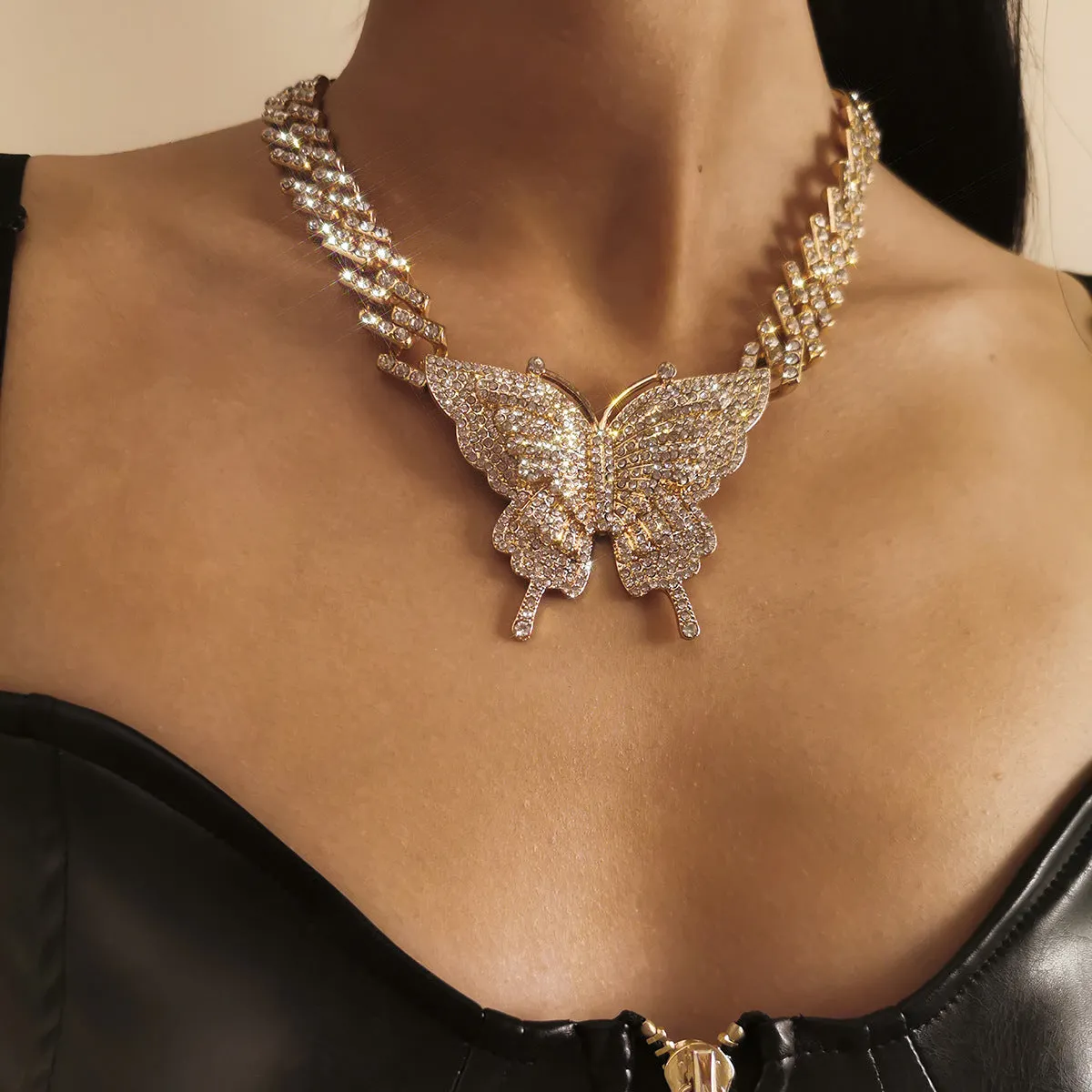 Fashionable Chain Necklace Hip hop Women Big Rhinestone Crystal Butterfly Pendant Necklace Jewelry