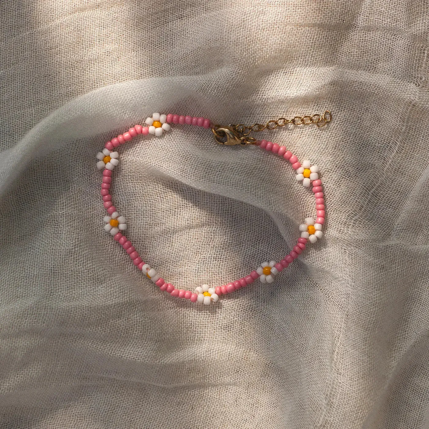 Fia - Daisy Flowers Pink Bead Summer Bracelet