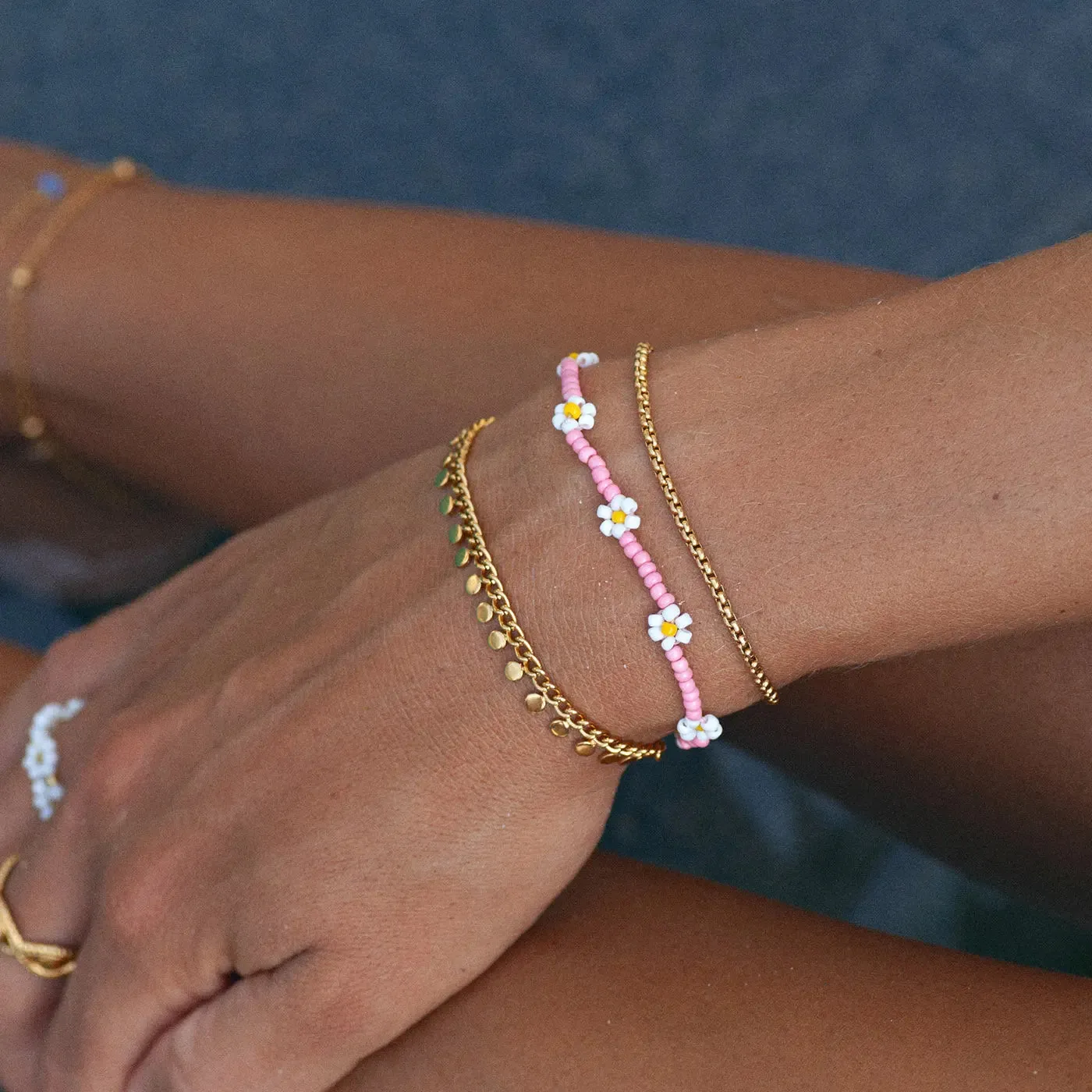 Fia - Daisy Flowers Pink Bead Summer Bracelet