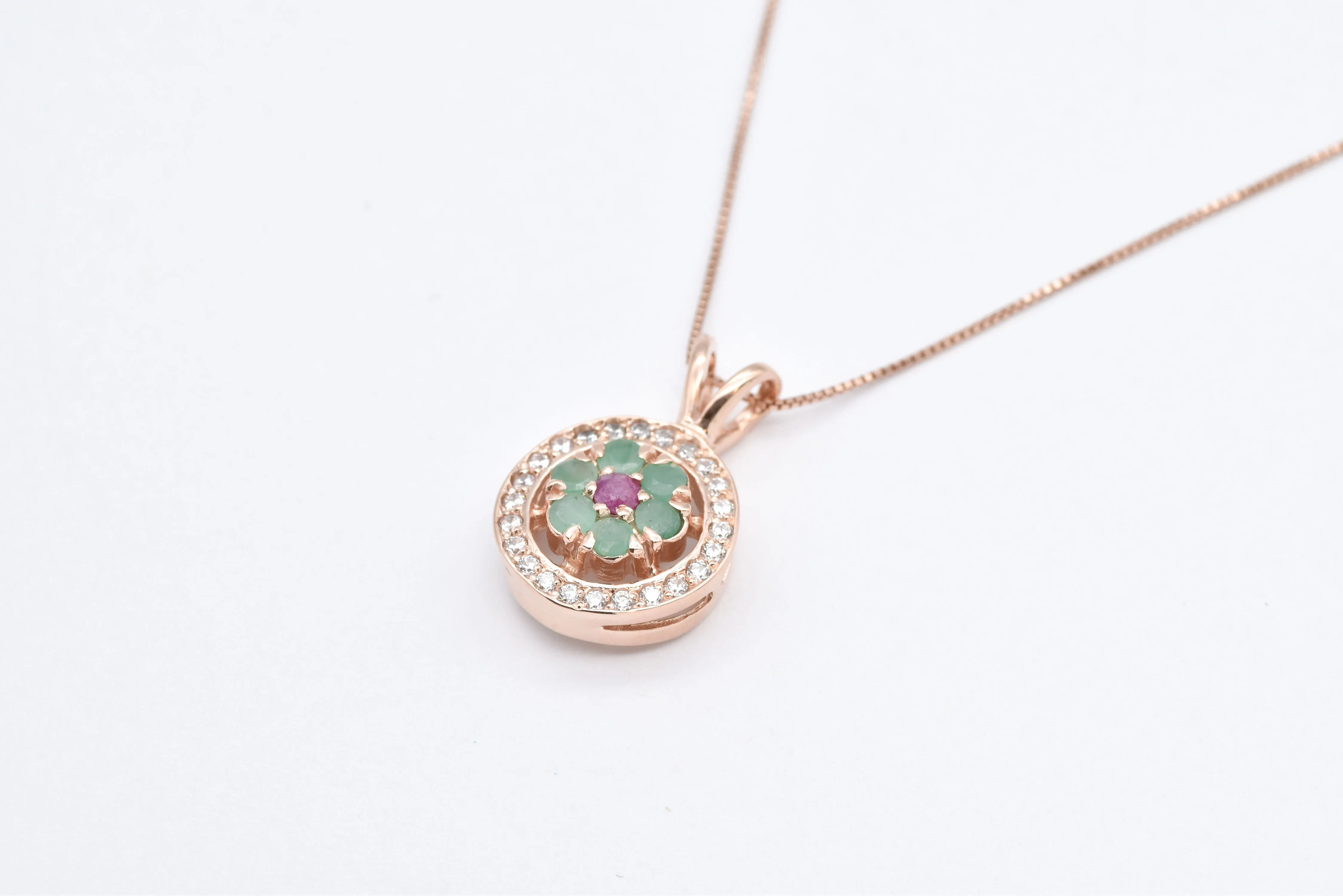 Green Emerald Flower Necklace - Natural Emerald Necklace - Vintage Rose Gold Pendant