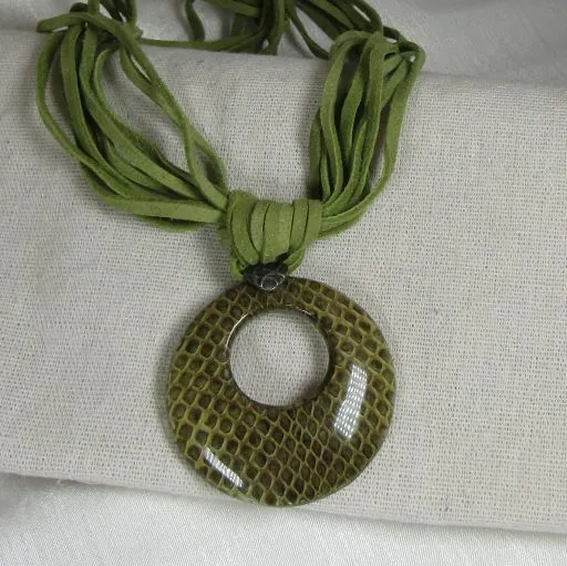 Green SnakeSkin Gemstone Pendant Necklace