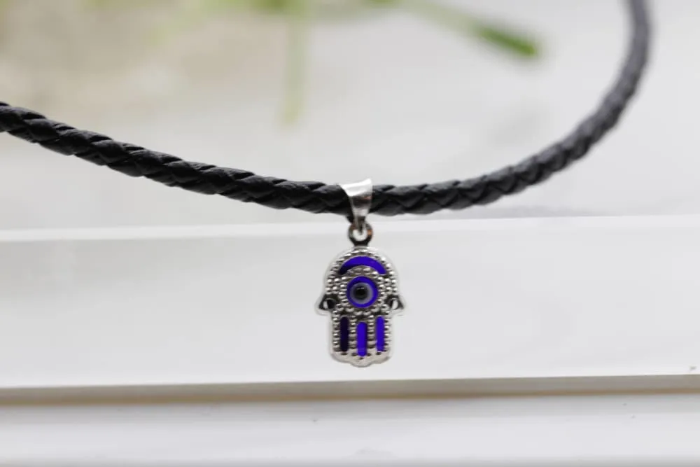 HAMSA NECKLACE