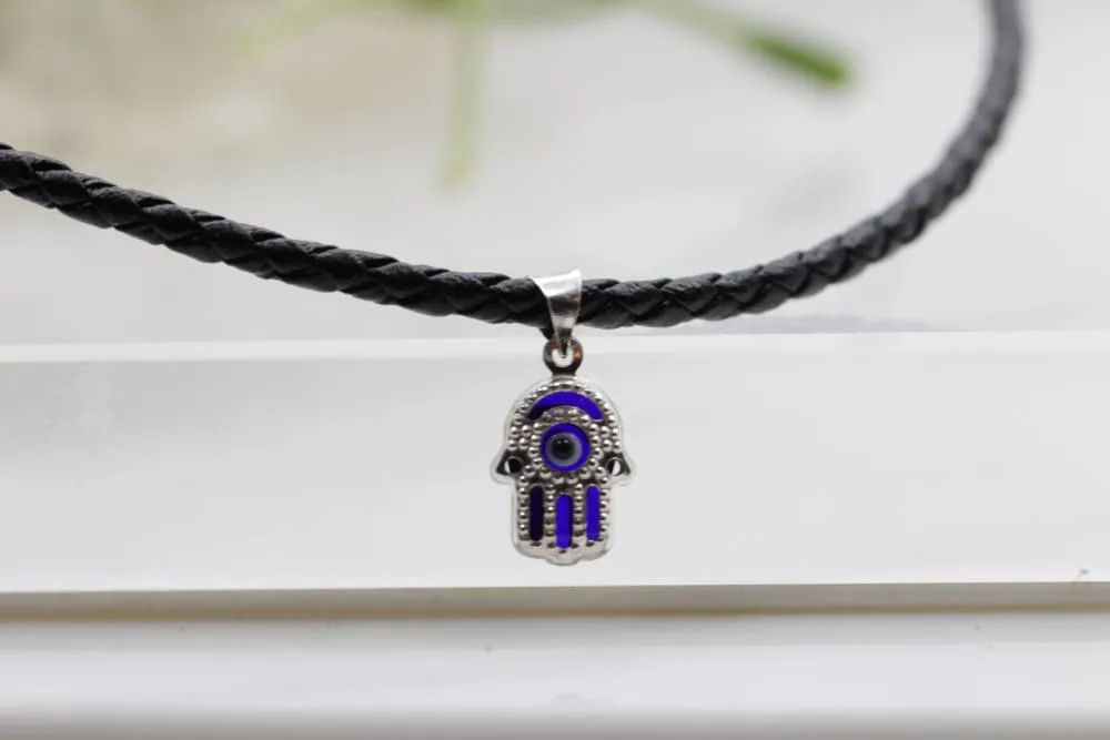 HAMSA NECKLACE