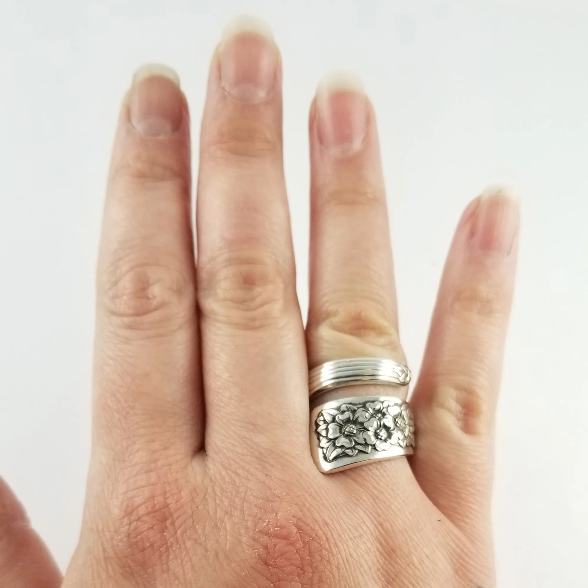 International Silver Belle Wrap Around Spoon Ring