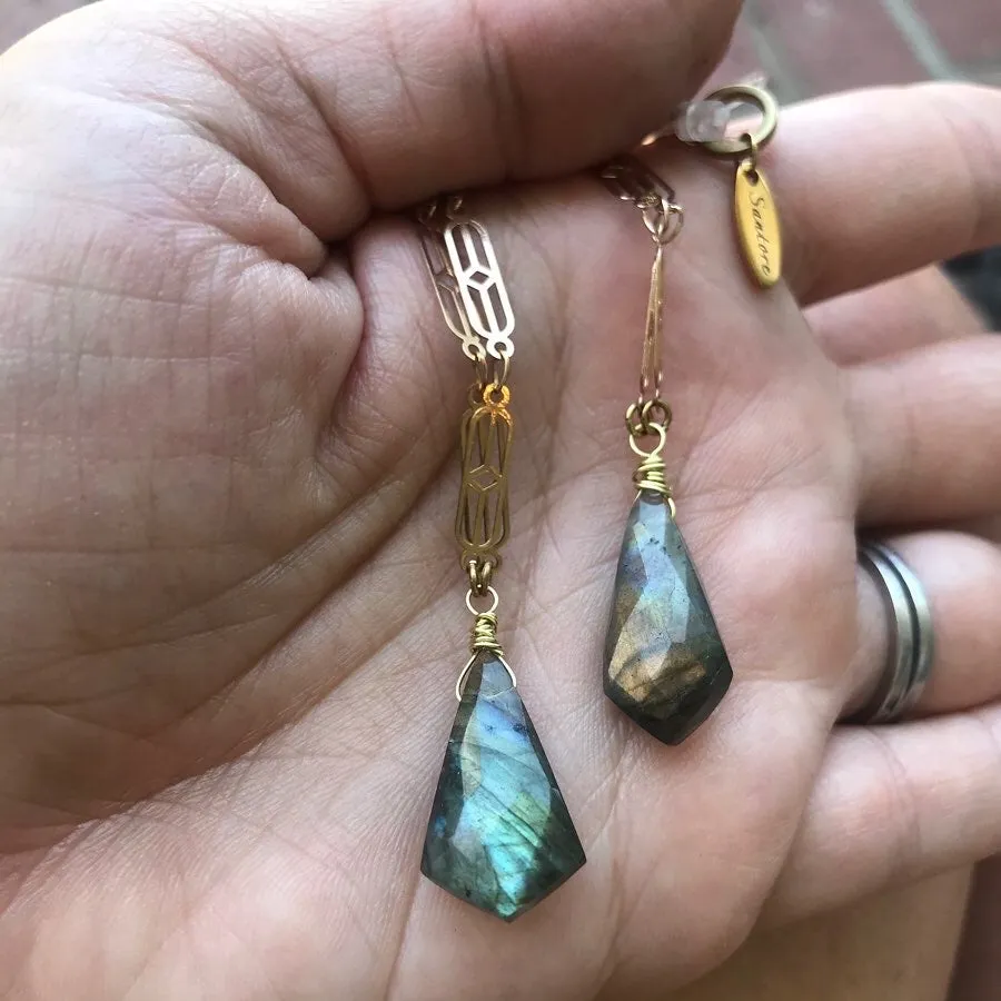 Labradorite Deco Chain Pendant Necklace