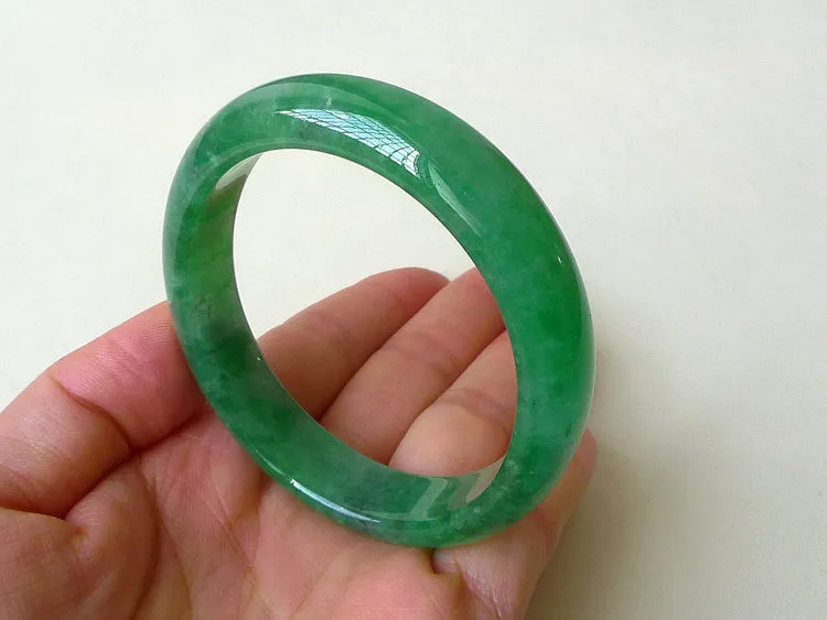 Natural Jade Bangle Jadeite Bangle Internal Diameter 53X47mm BER084