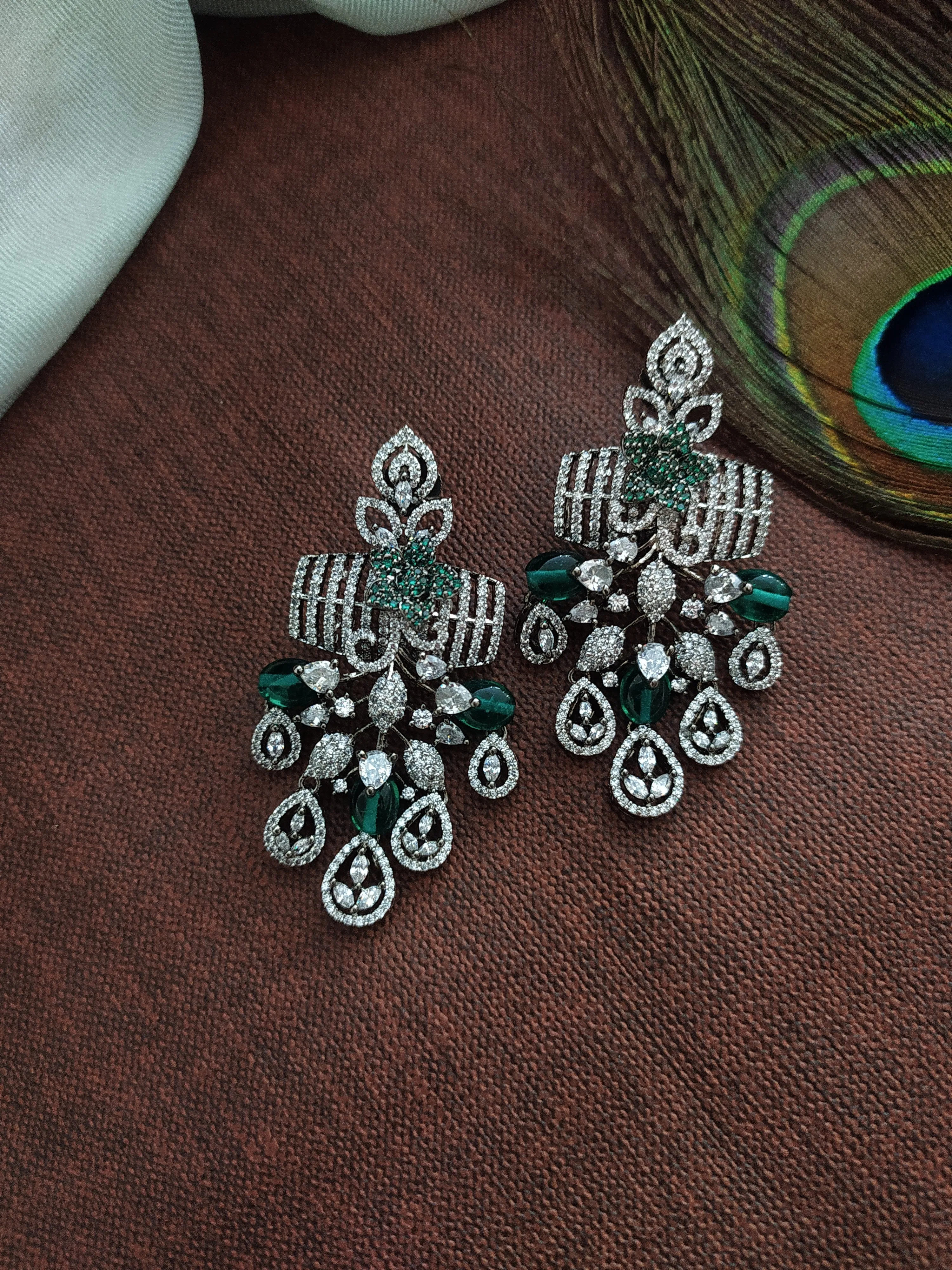 Pleasant Floral Design Zircon Stones Victorian Mala Set