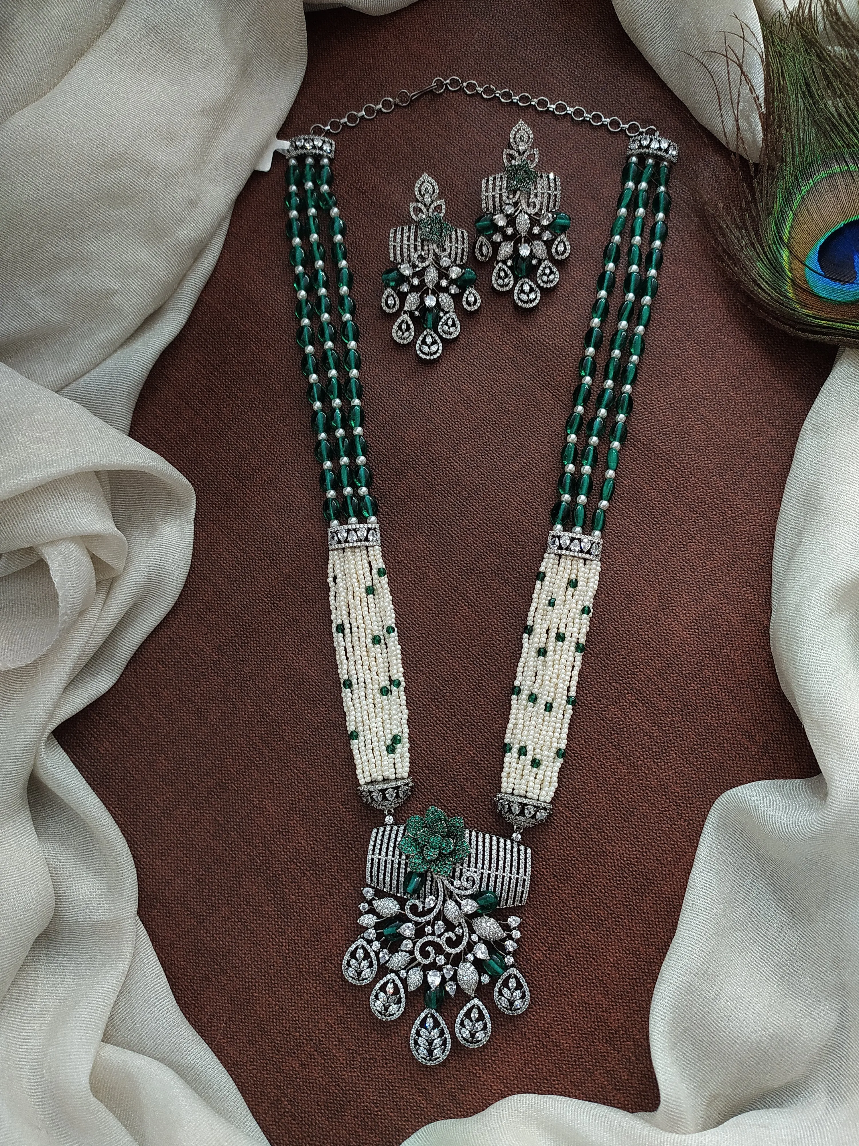 Pleasant Floral Design Zircon Stones Victorian Mala Set