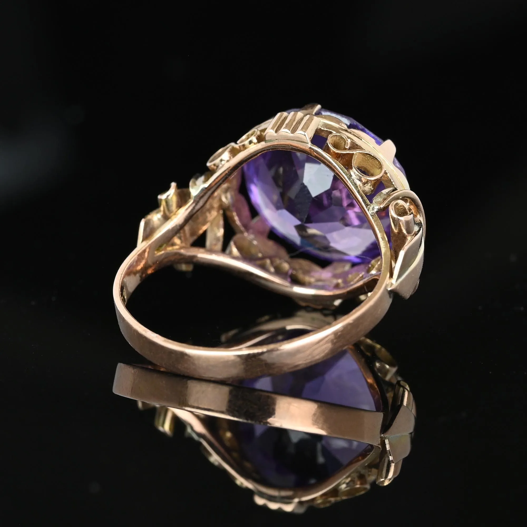 Retro 14K Gold Color Change Purple Sapphire Ring