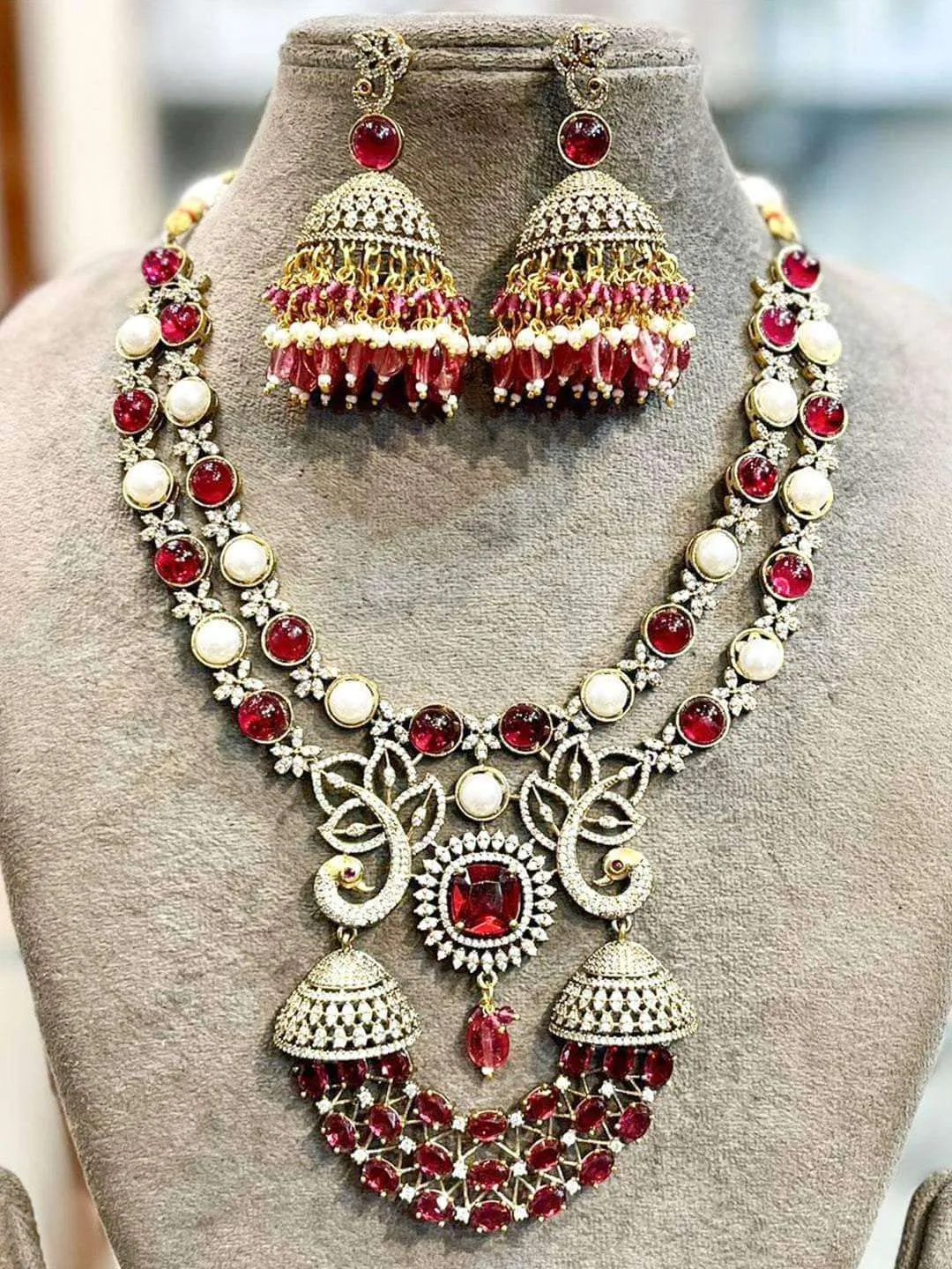 Royal Stone Studded Kundan Necklace Set