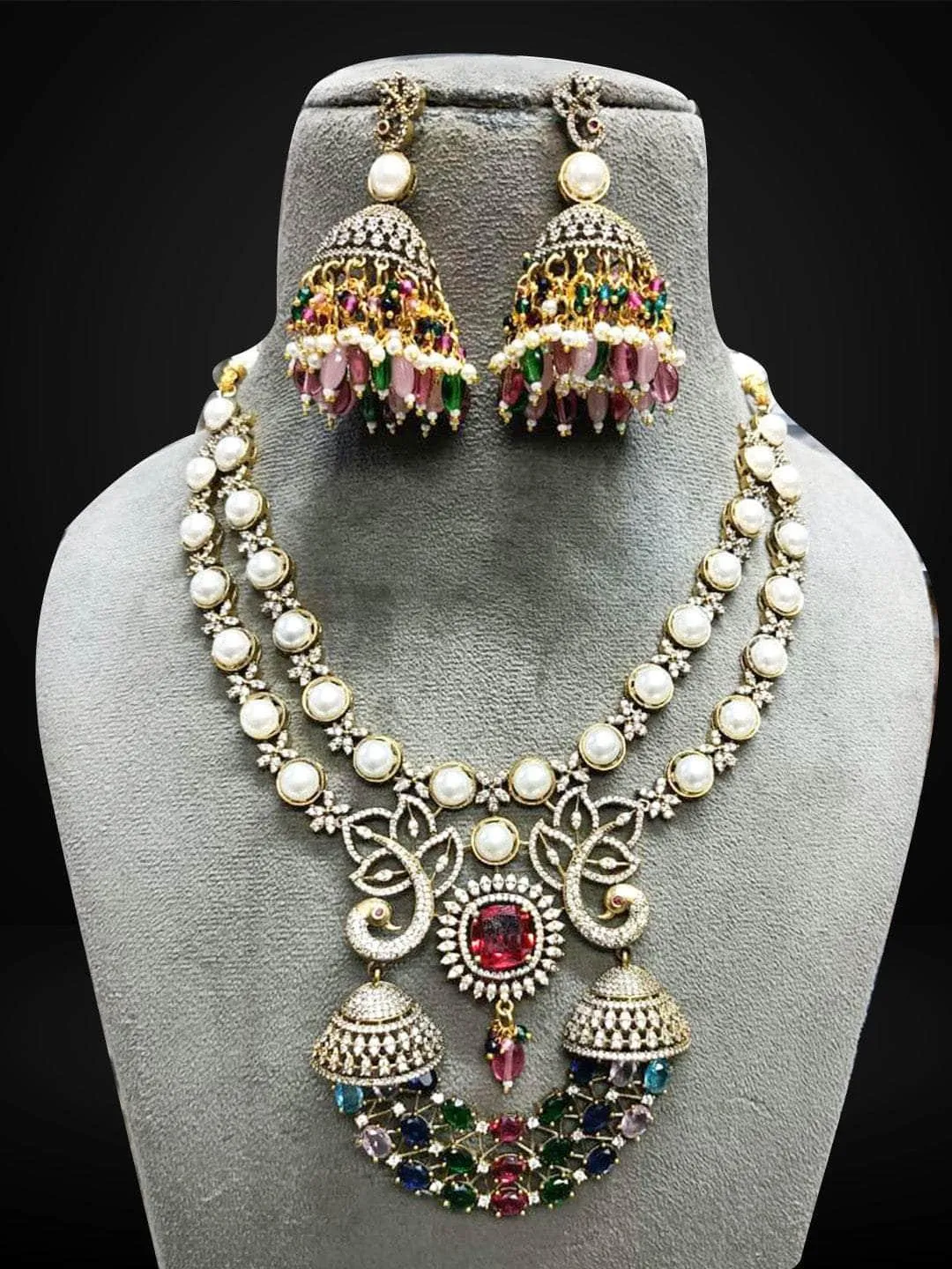 Royal Stone Studded Kundan Necklace Set