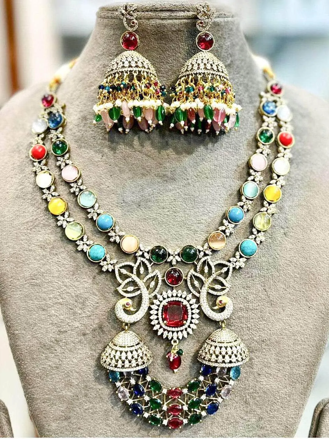 Royal Stone Studded Kundan Necklace Set